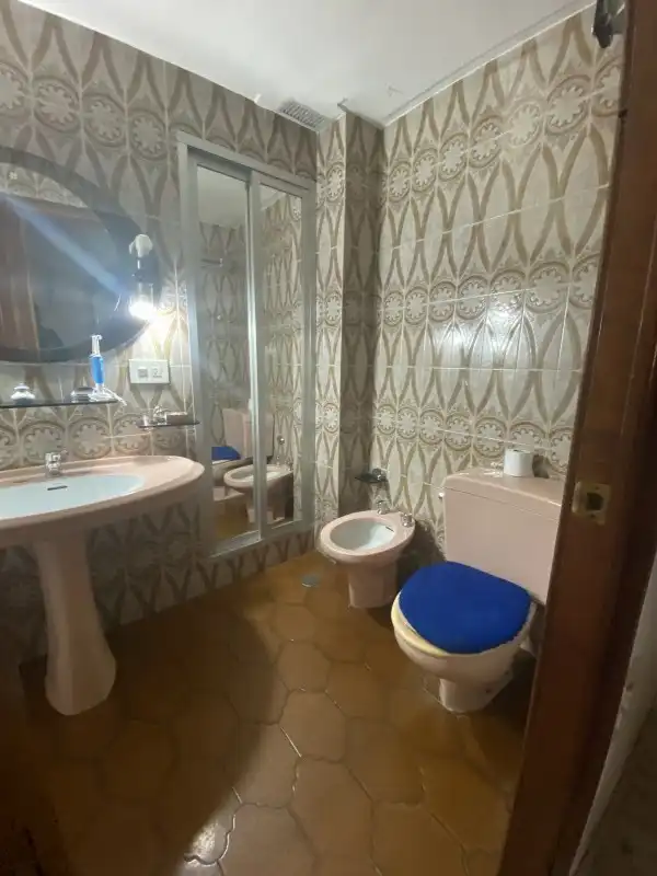 Baño de Piso en venta en Lucena con Balcón y Internet