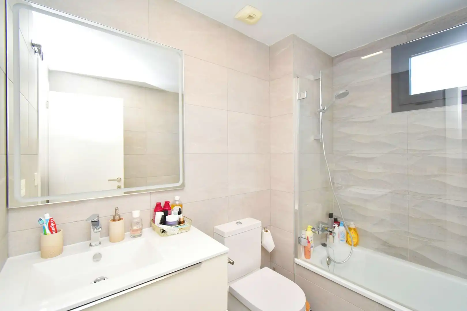 Bathroom of Detached homes for sale in Almería  with Air Conditioner, Terrace and Furnished
