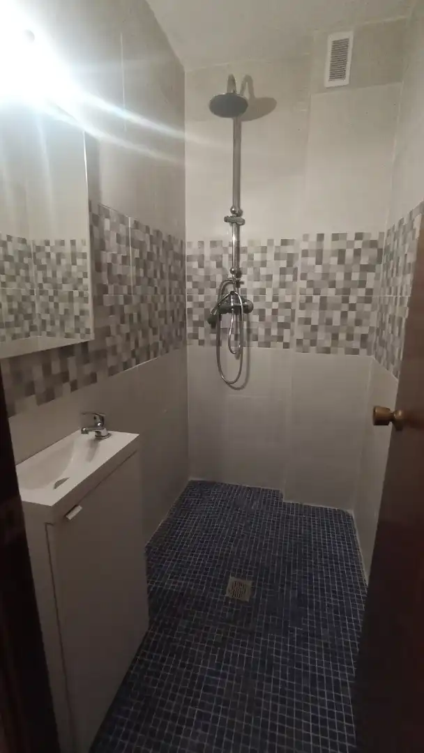Bathroom of Flat for sale in Lleida  with Air Conditioner, Heating and Furnished