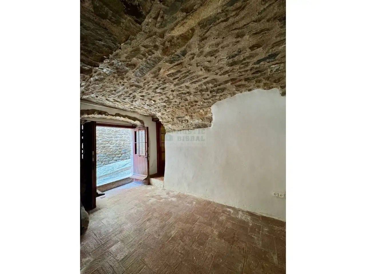 Country homes for sale in Colomers, Girona