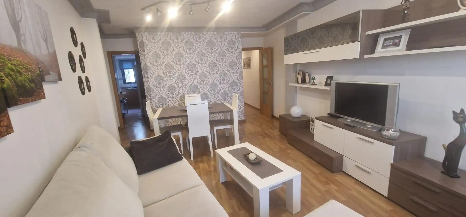 Wohnzimmer von Erdgeschoss zum Verkauf in Xirivella mit Klimaanlage, Terrasse und Abstellraum