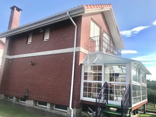 Maison avec piscine à vendre à Arnuero