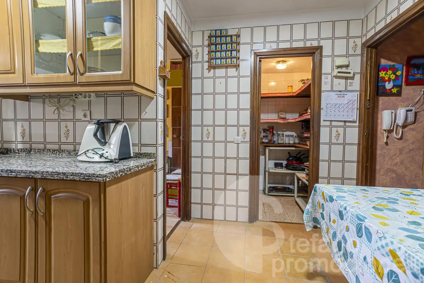 Kitchen of Flat for sale in Málaga  with Parquet flooring, Terrace and Storage room
