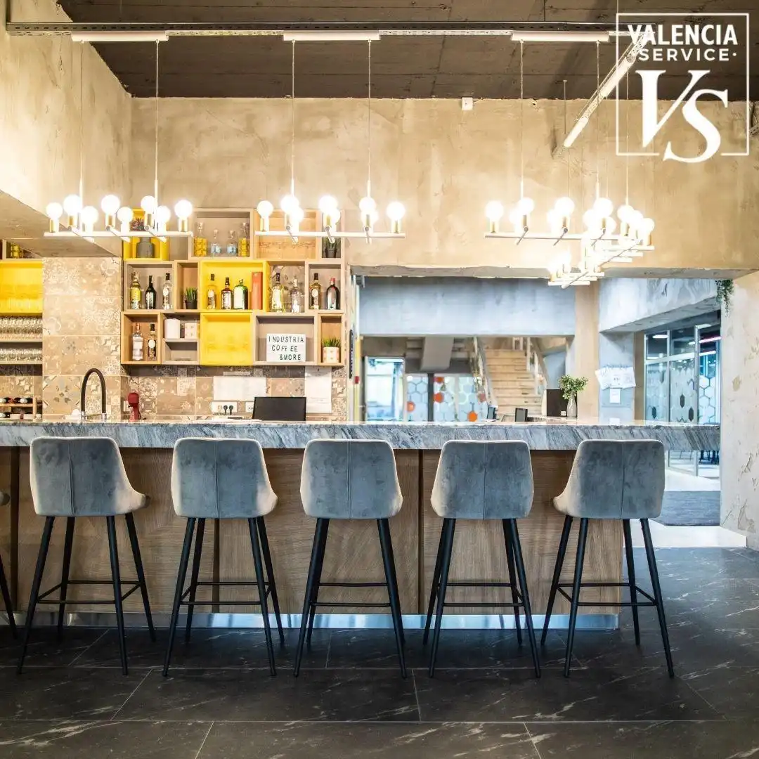 Commercial properties for rent in Valencia  with Furnished