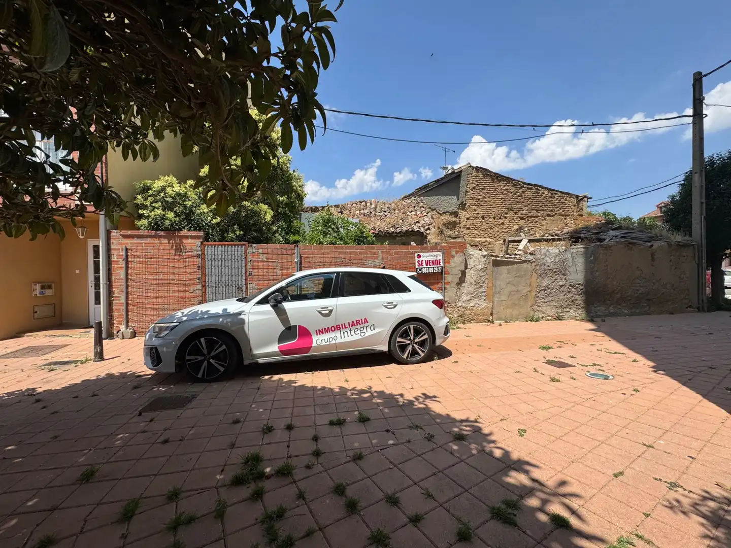 Parking of Industrial land for sale in Cabezón de Pisuerga