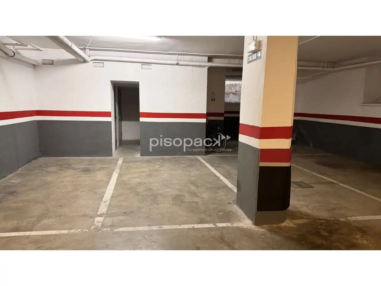 Parking de Piso en venta en  Pamplona / Iruña con Aire acondicionado, Terraza y Trastero