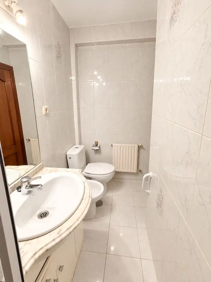 Bathroom of Flat for sale in Villaverde