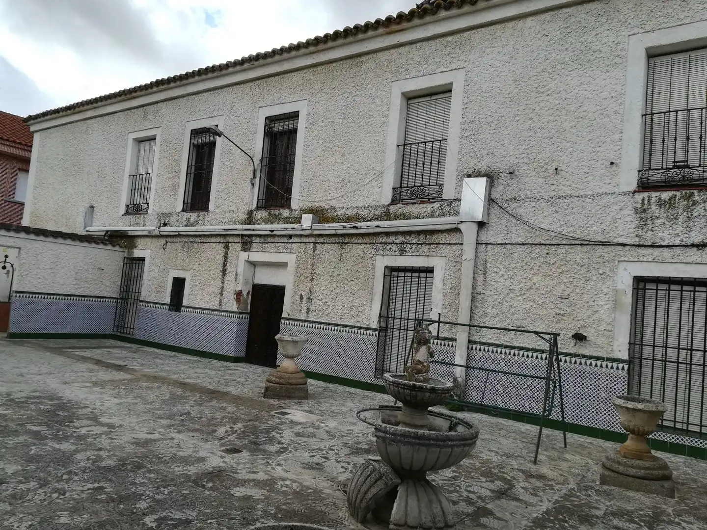 Vista exterior de Casa o xalet en venda en Santa Olalla amb Calefacció, Jardí privat i Traster