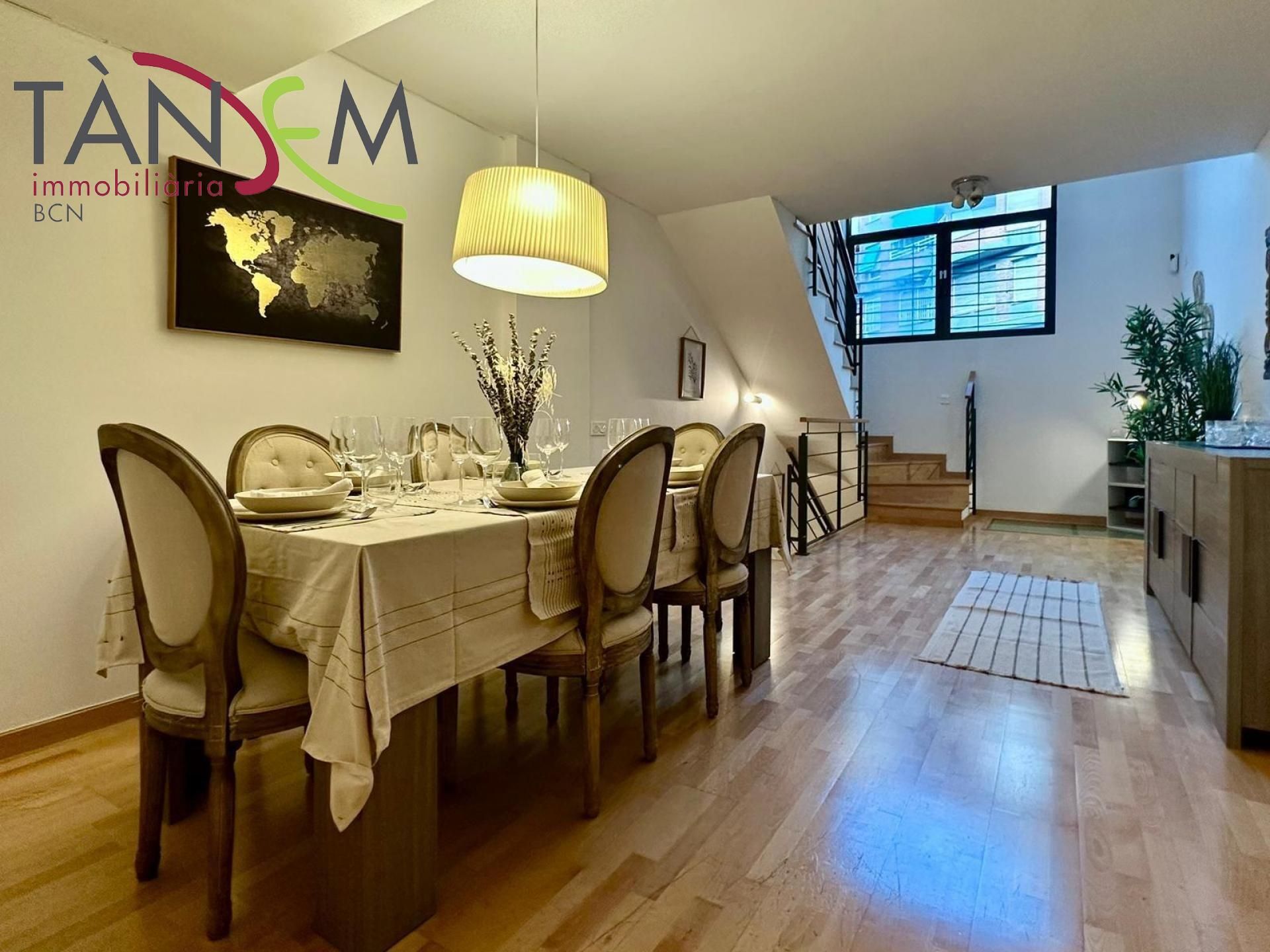 Dining room of Duplex for sale in  Barcelona Capital  with Air Conditioner, Heating and Parquet flooring