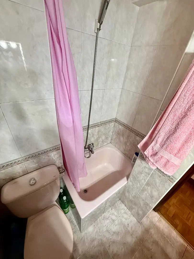 Bany de Pis en venda en Barakaldo  amb Calefacció i Moblat