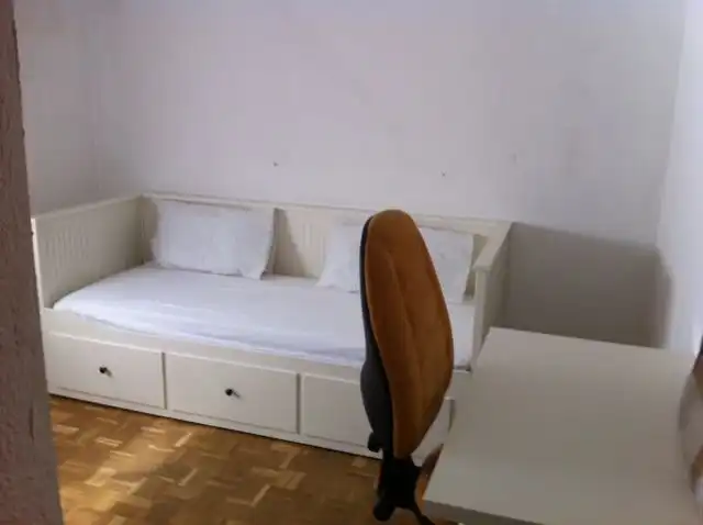 Habitación de Piso de alquiler en Madrid con Calefacción, Parquet y Terraza