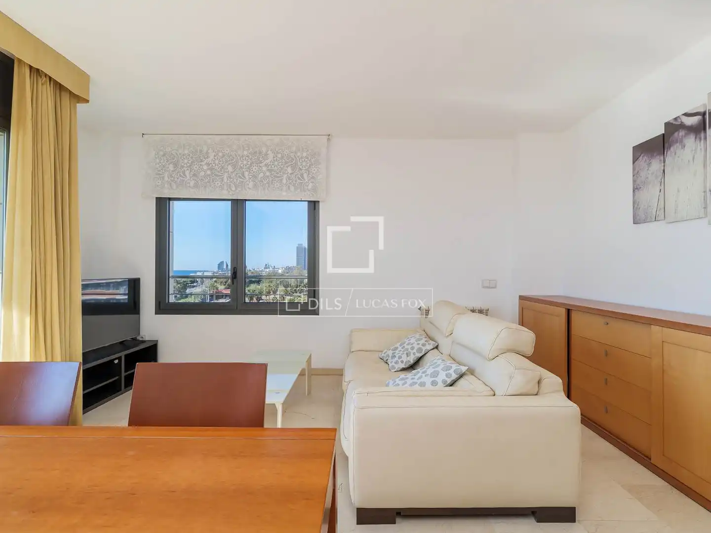 Vista exterior de Piso de alquiler en Barcelona con Aire acondicionado, Calefacción y Amueblado