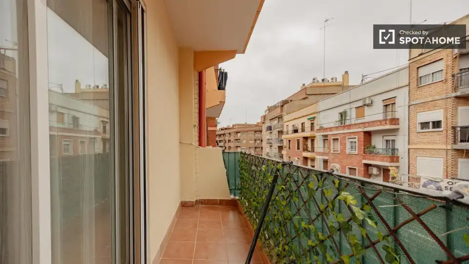 Terraza de Piso de alquiler en Valencia con Aire acondicionado, Calefacción y Amueblado