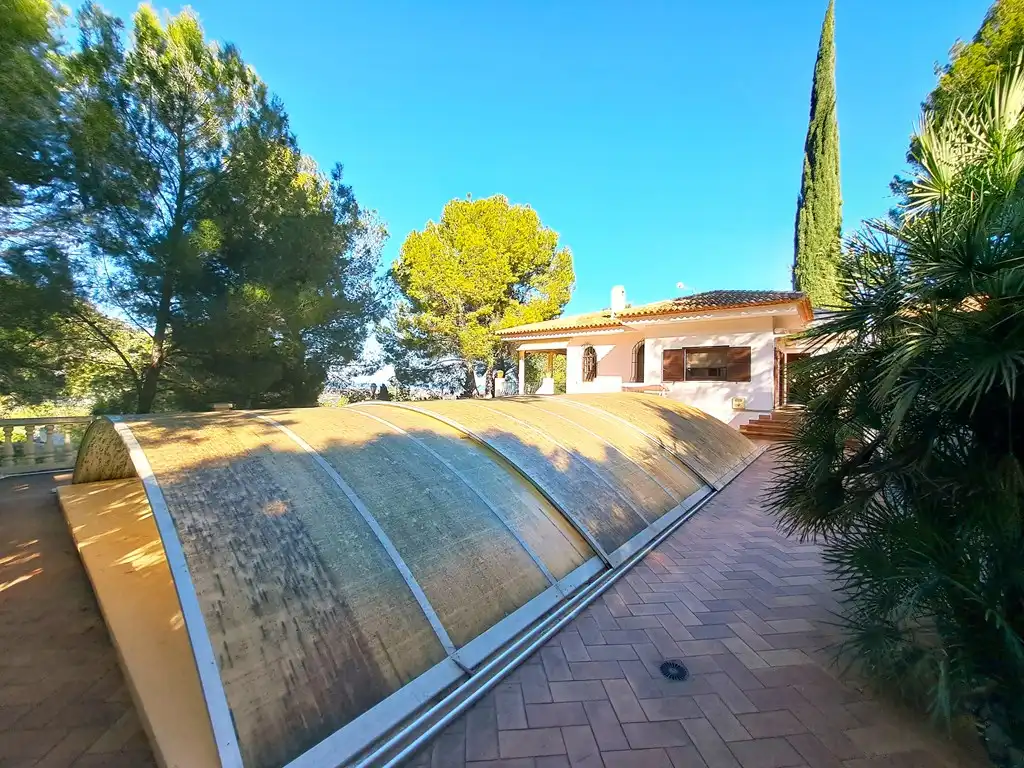 Jardí de Casa o xalet en venda en Dénia amb Aire condicionat, Calefacció i Jardí privat