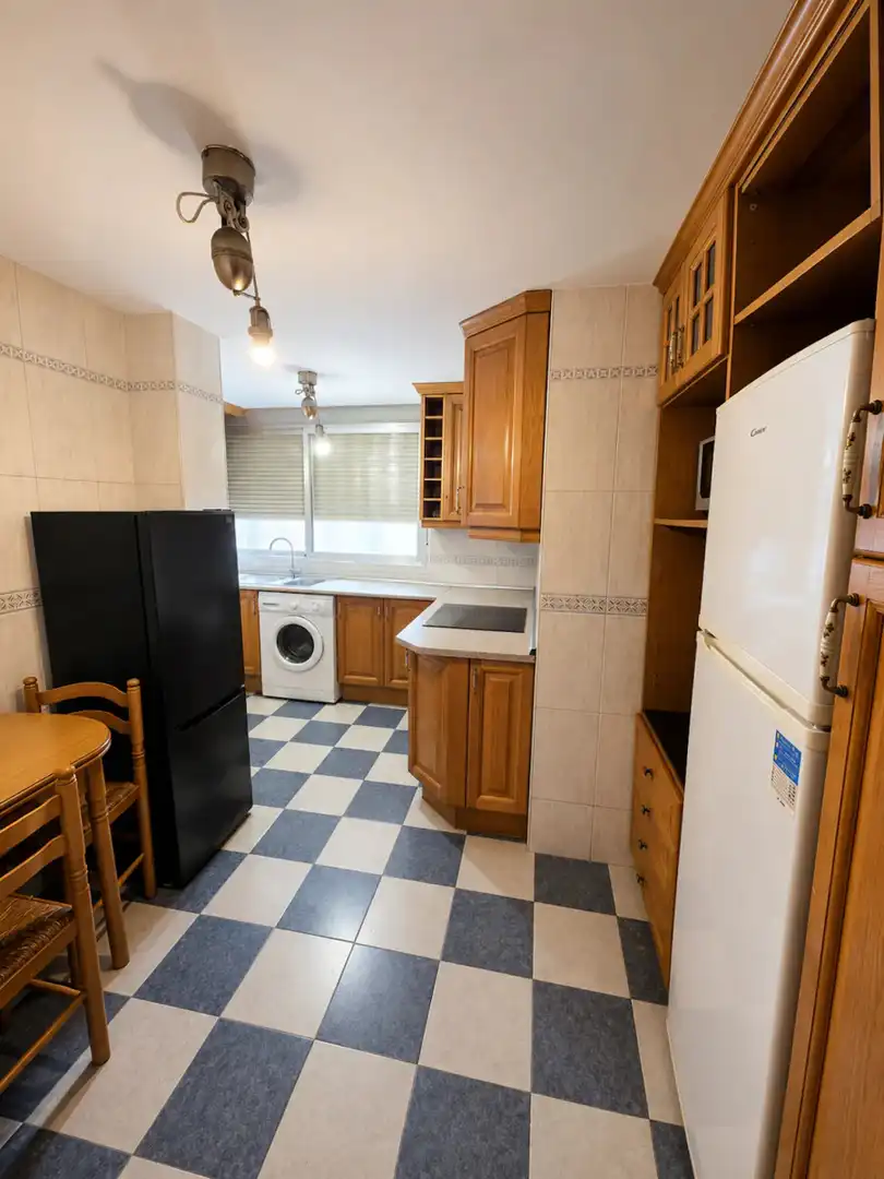 Kitchen of Flat for share in Veredillas