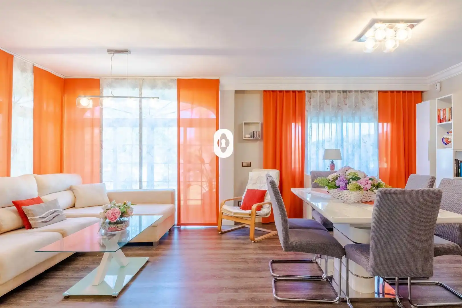 Sala d'estar de Casa o xalet en venda en Alcúdia amb Aire condicionat, Jardí privat i Terrassa