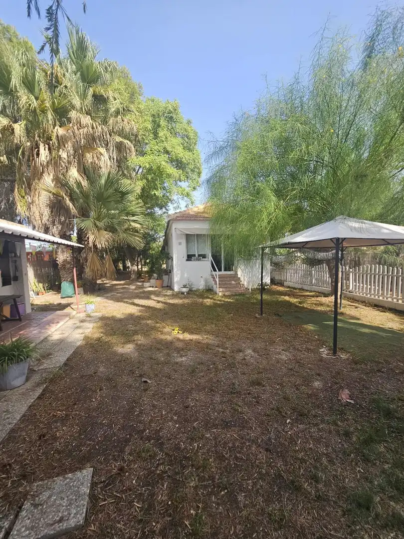 Casa con jardín en venta en Dolores, imagen 24