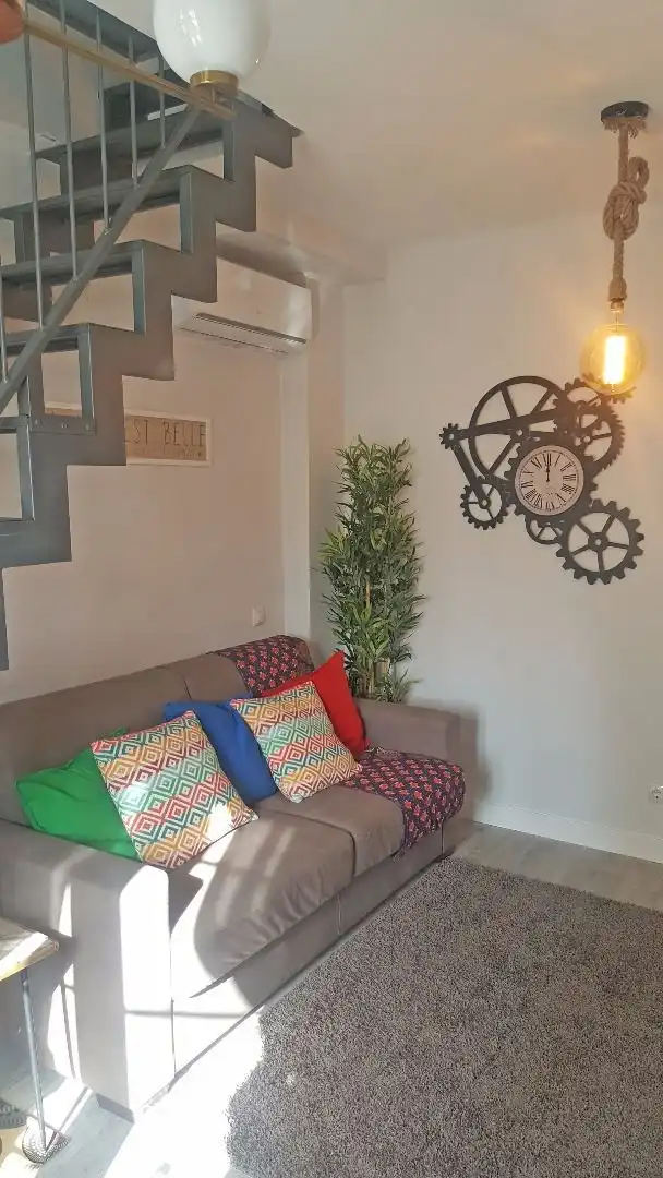 Sala de estar de Ático de alquiler en Madrid con Aire acondicionado, Calefacción y Amueblado