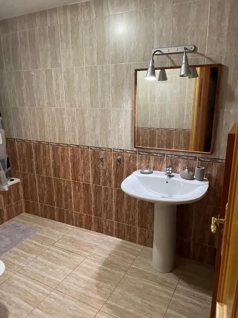 Badezimmer von Wohnung zur Miete in Águilas mit Möbliert und Balkon