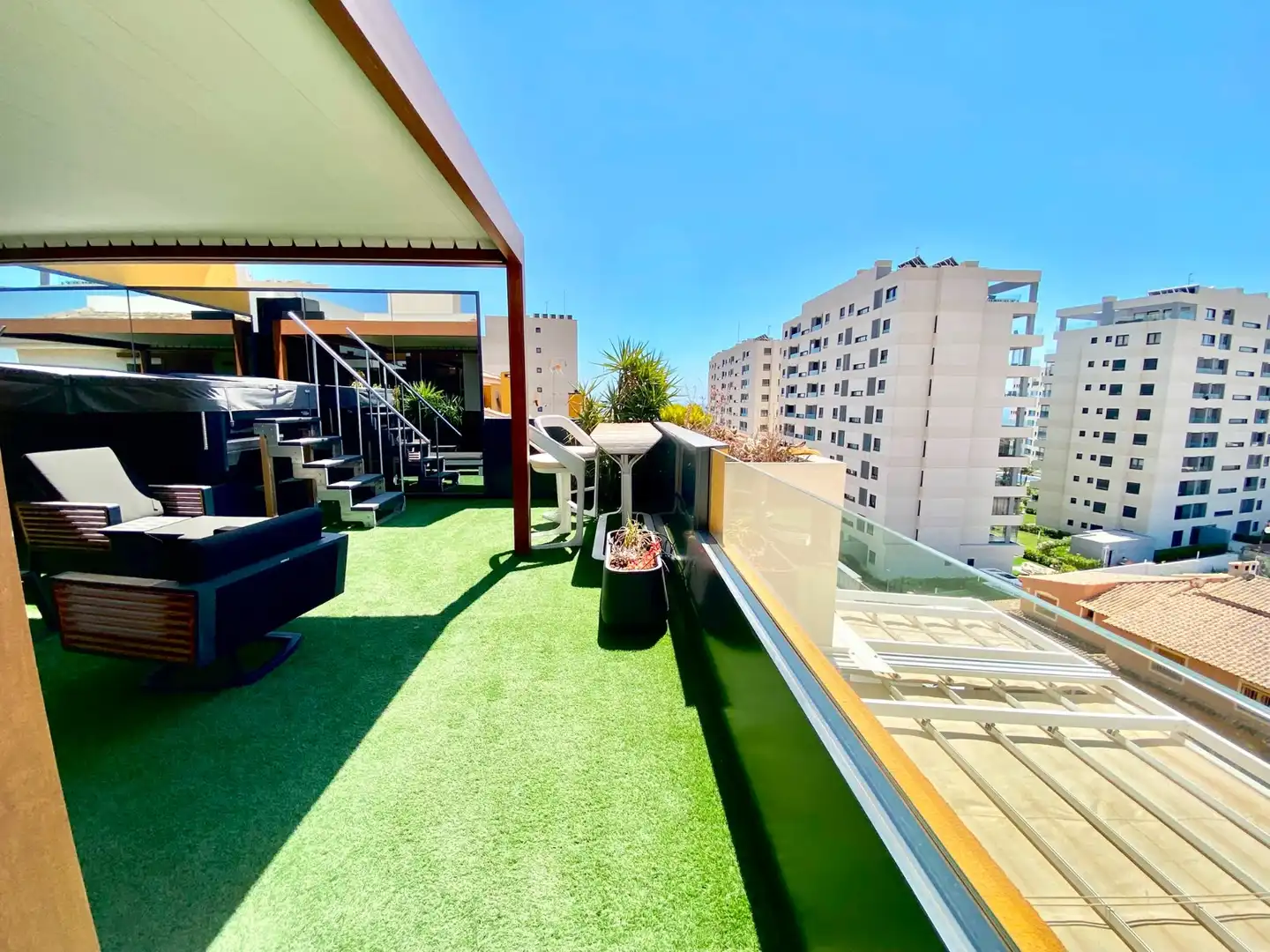 Apartment mit Pool zum Verkauf in Playa del Acequión, Náufragos y Rocío del Mar