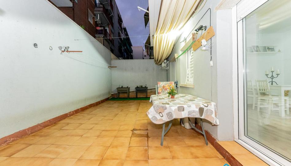 Foto 1 de Planta baixa en venda a La Roureda, Barcelona