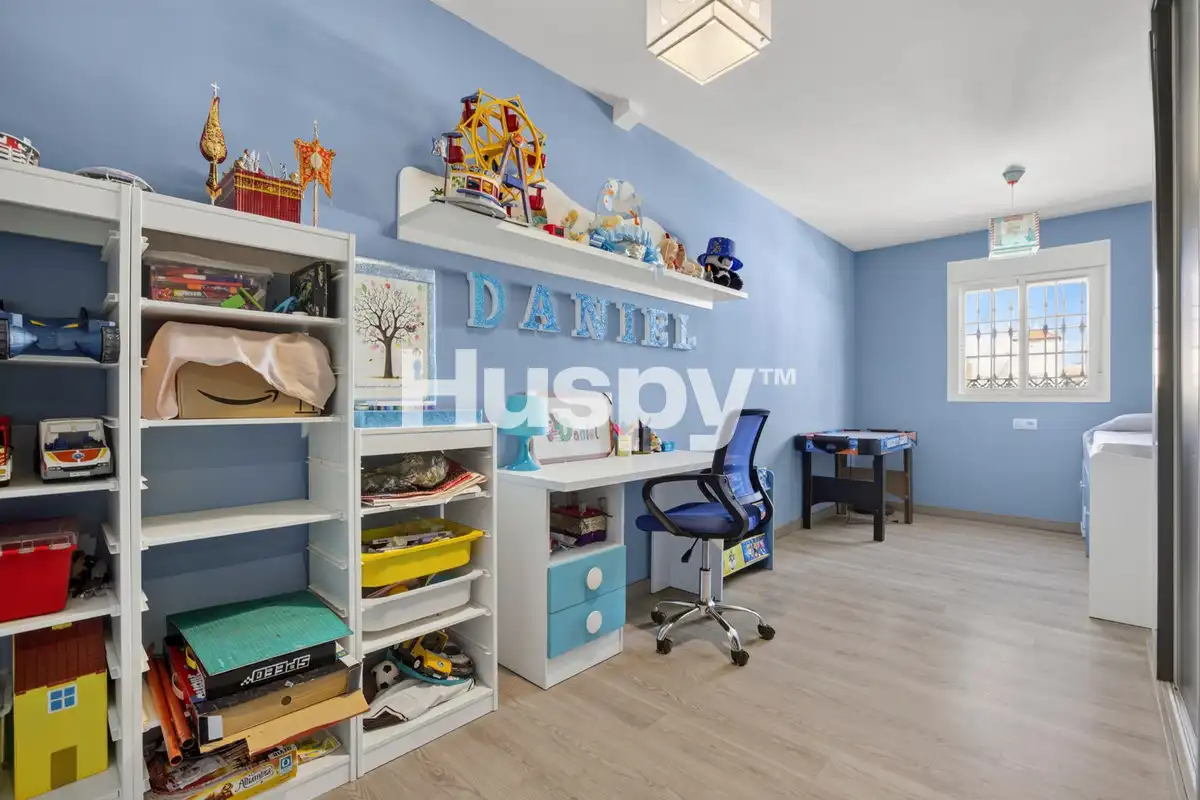 Chalet con balcón en venta en Calle Torre del Oro, imagen 27