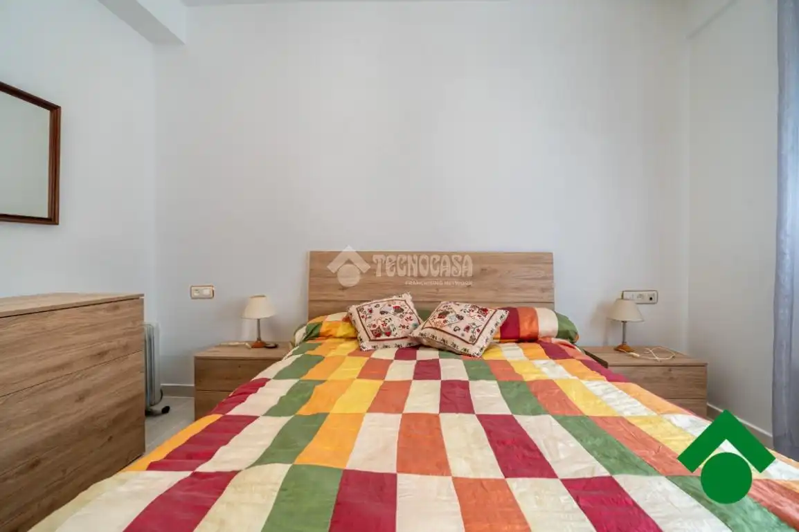 Dormitori de Pis en venda en Maracena amb Terrassa i Moblat