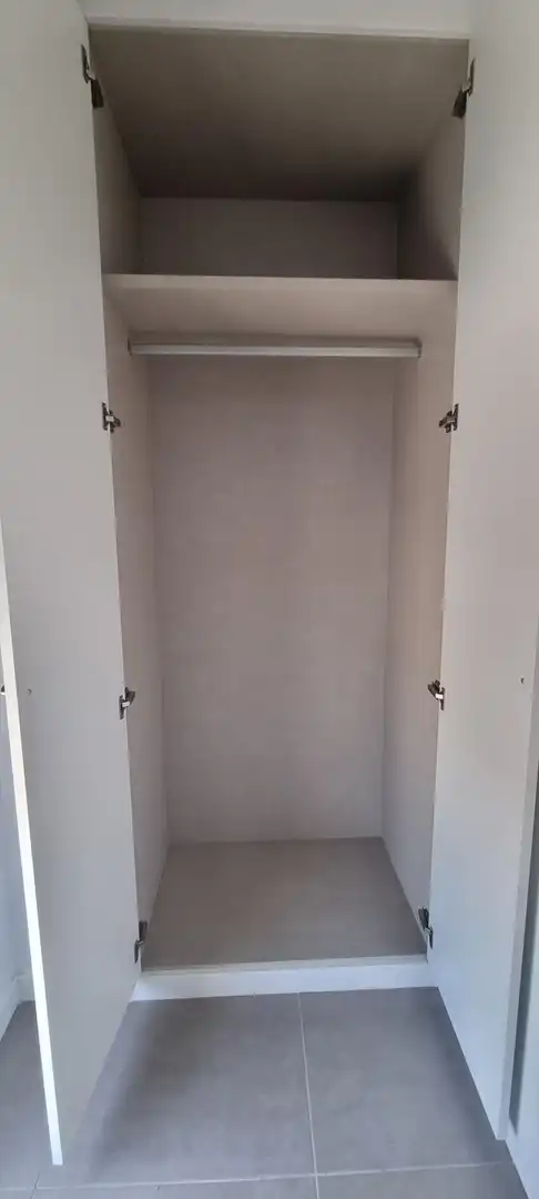 Habitación de Piso en venta en Sevilla con Aire acondicionado, Jardín privado y Terraza