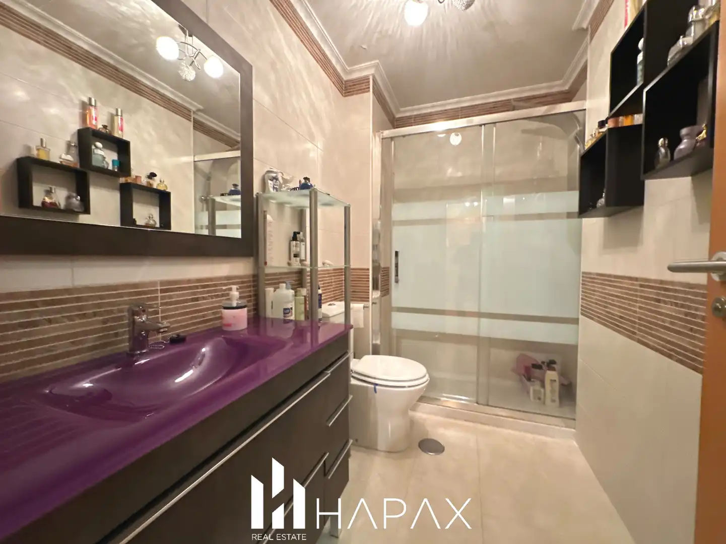 Baño de Piso en venta en Moriscos con Calefacción y Terraza