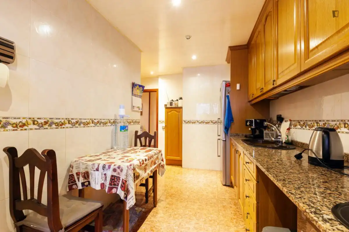 Habitació a Montcada i Reixac, Barcelona