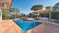 Piscina de Casa o xalet en venda en L'Ametlla del Vallès amb Calefacció, Jardí privat i Terrassa