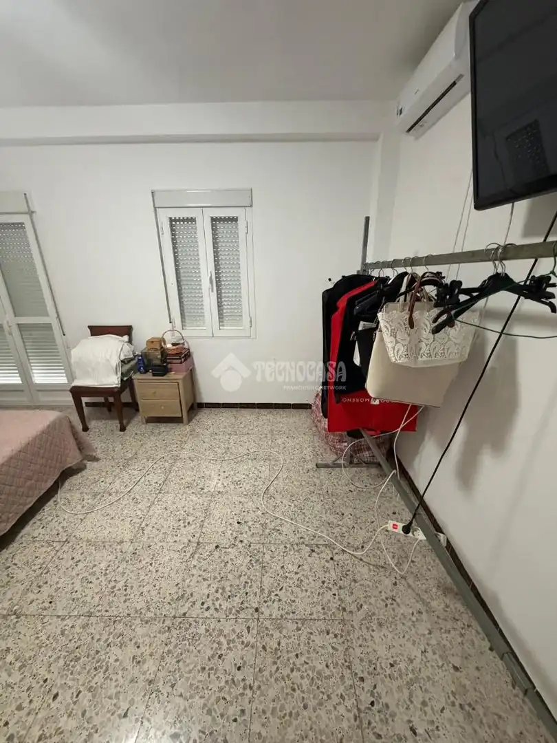 Haus oder Chalet zum Verkauf in Lucena mit Möbliert
