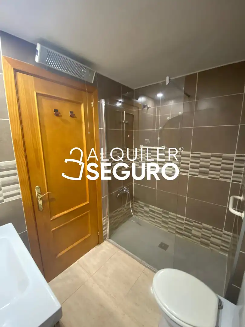 Bathroom of Houses for rent in Fontanar, Guadalajara