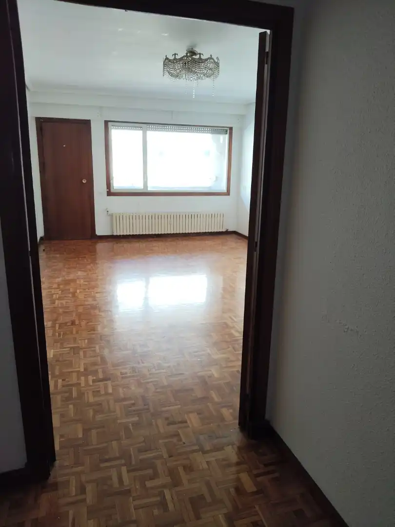 Living room of Flat for sale in Zaragoza  with Heating, Parquet flooring and Terrace