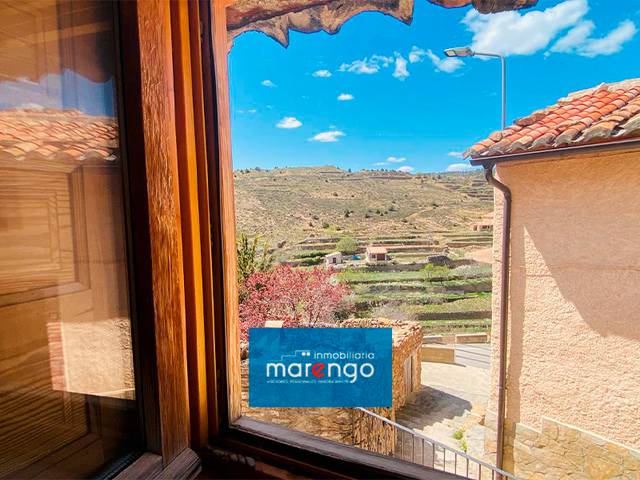 Casa adosada en Venta en Nogueruelas