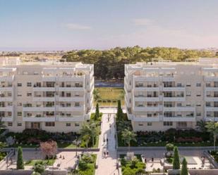 Vista exterior de Planta baixa en venda en Marbella amb Aire condicionat, Jardí privat i Terrassa