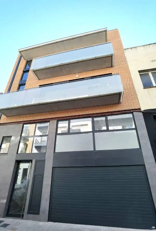 Vista exterior de Dúplex de lloguer en Badalona amb Terrassa