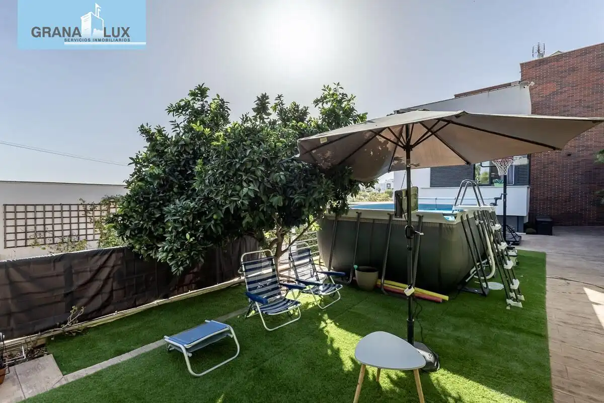 Villa con giardino in vendita a Camino de Montevive