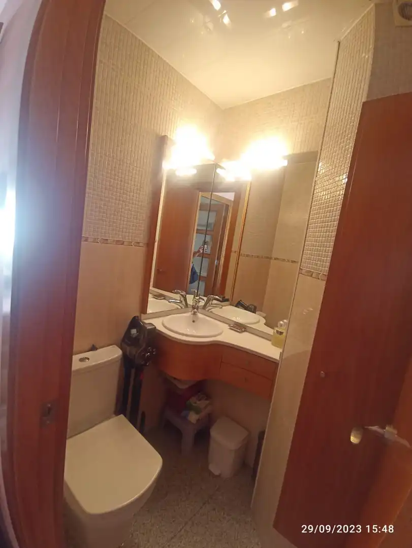 Bathroom of Houses for sale in Berga  with Private garden, Parquet flooring and Balcony