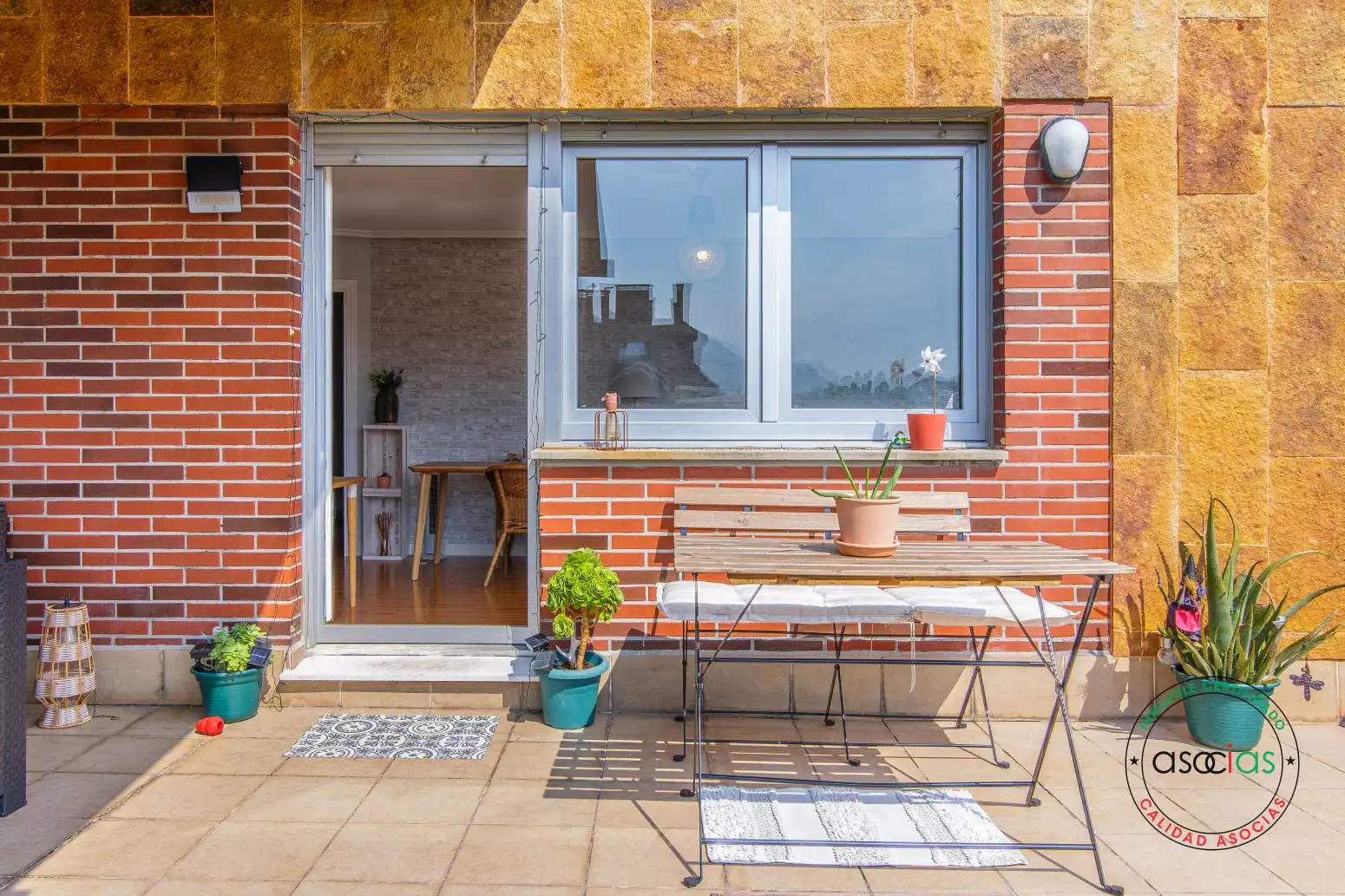 Terrassa de Àtic en venda en Oviedo  amb Calefacció, Jardí privat i Parquet