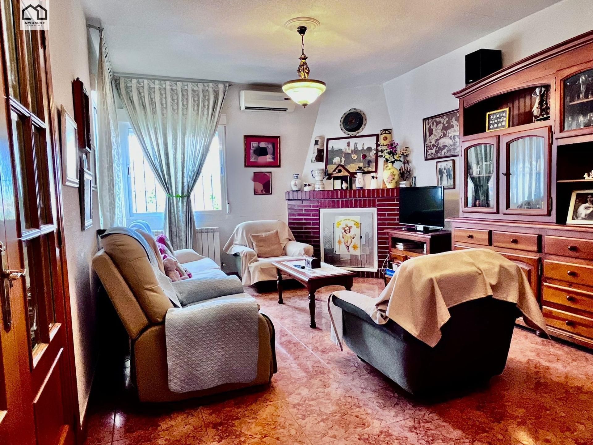 Sala d'estar de Casa o xalet en venda en Otero