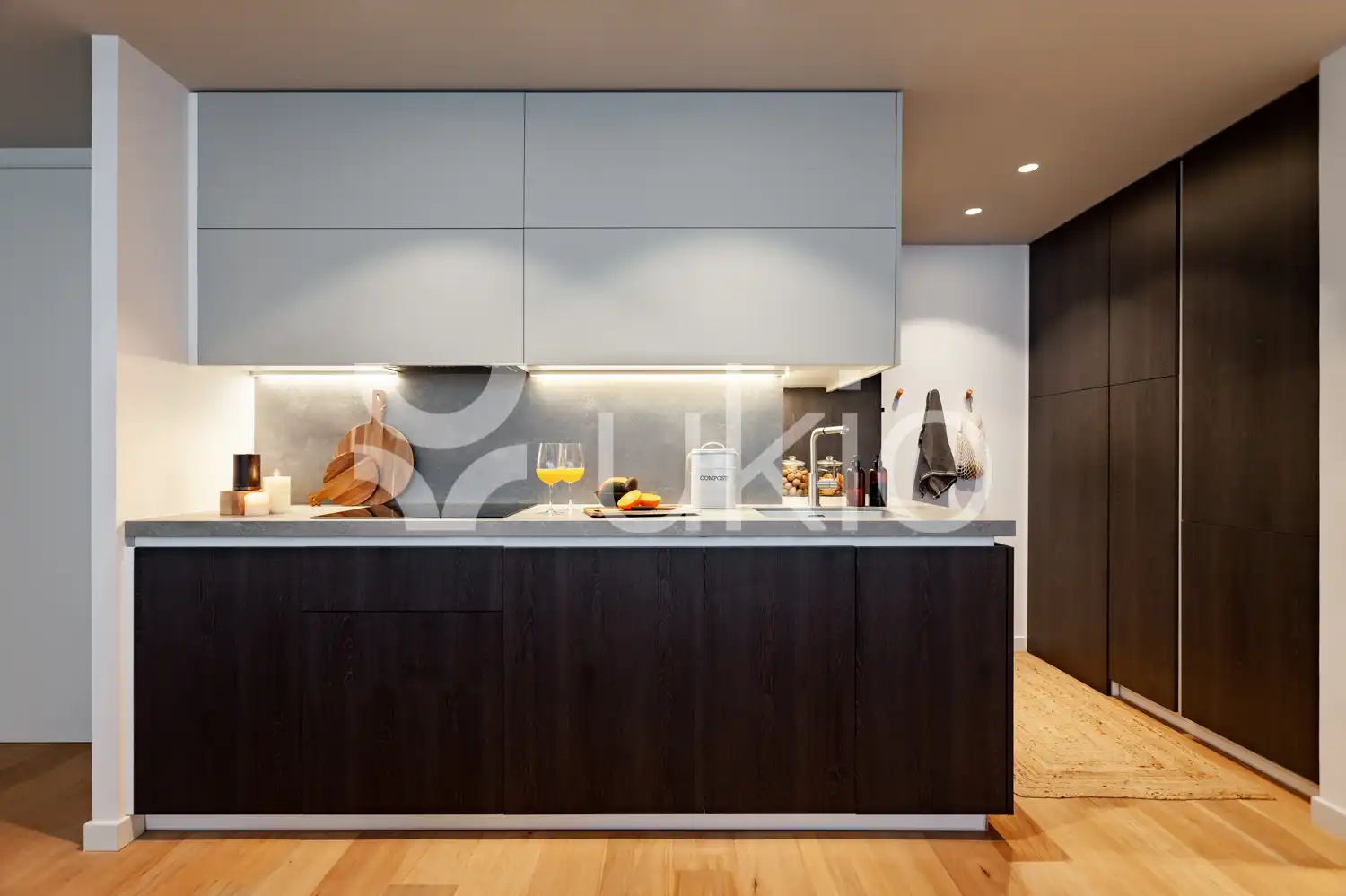 Cocina de Apartamento de alquiler en Barcelona con Aire acondicionado, Calefacción y Amueblado