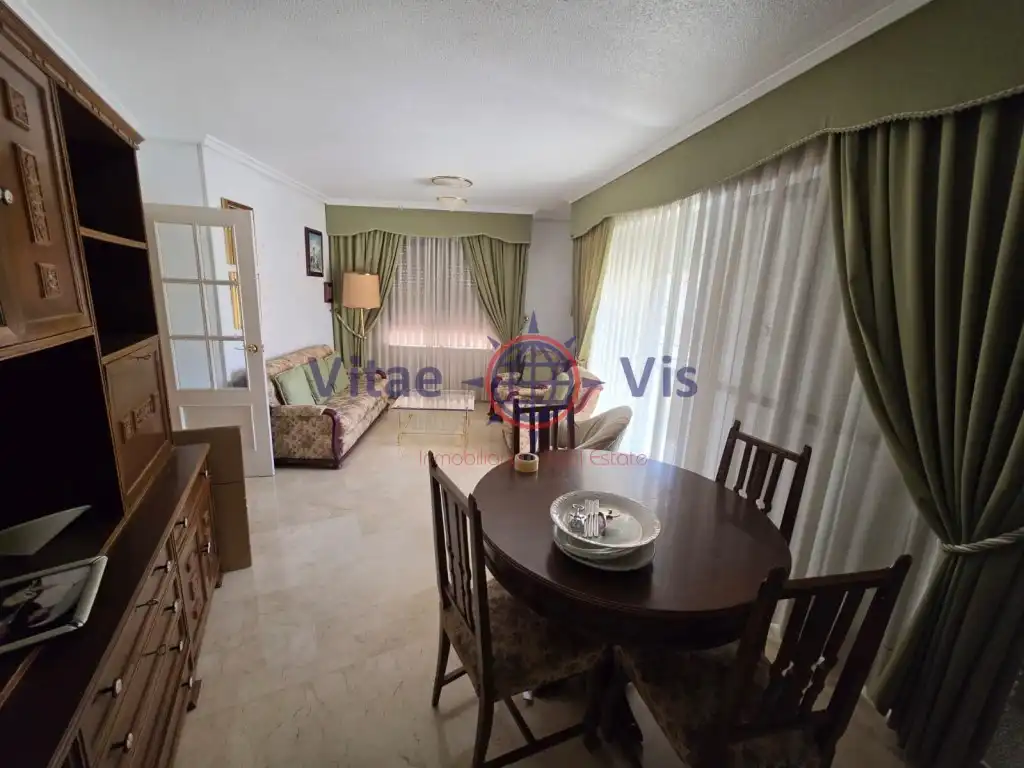 Appartement avec terrasse à vendre à Calle Jose Mouliaa