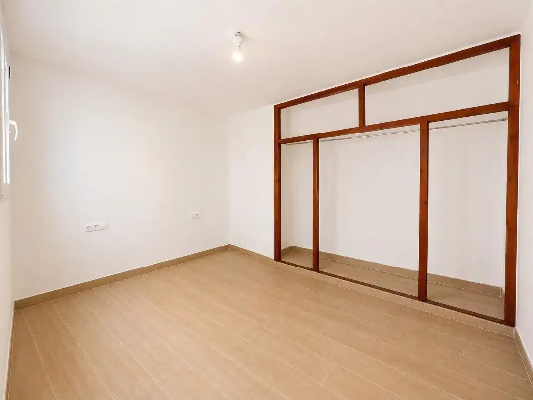 Habitación de Piso en venta en Benicarló con Parquet