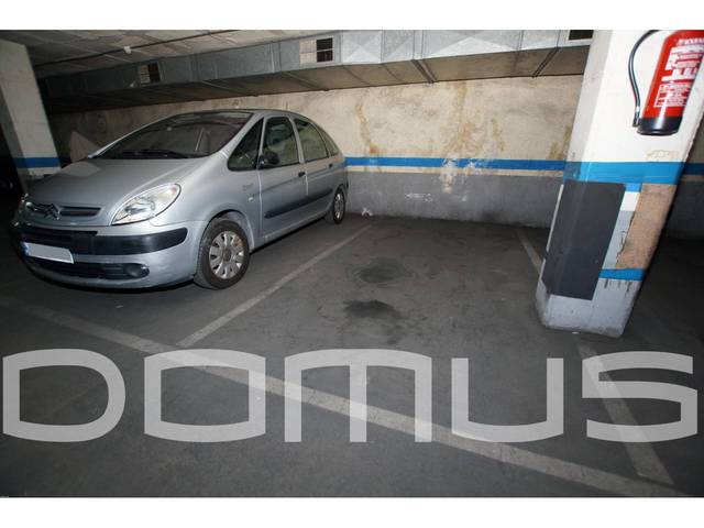 Garaje en Venta en Calle CASA NOVA en Centre