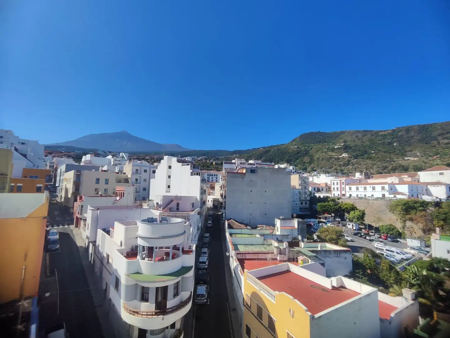 Exterior view of Flat for sale in Icod de los Vinos  with Terrace, Furnished and Home automation
