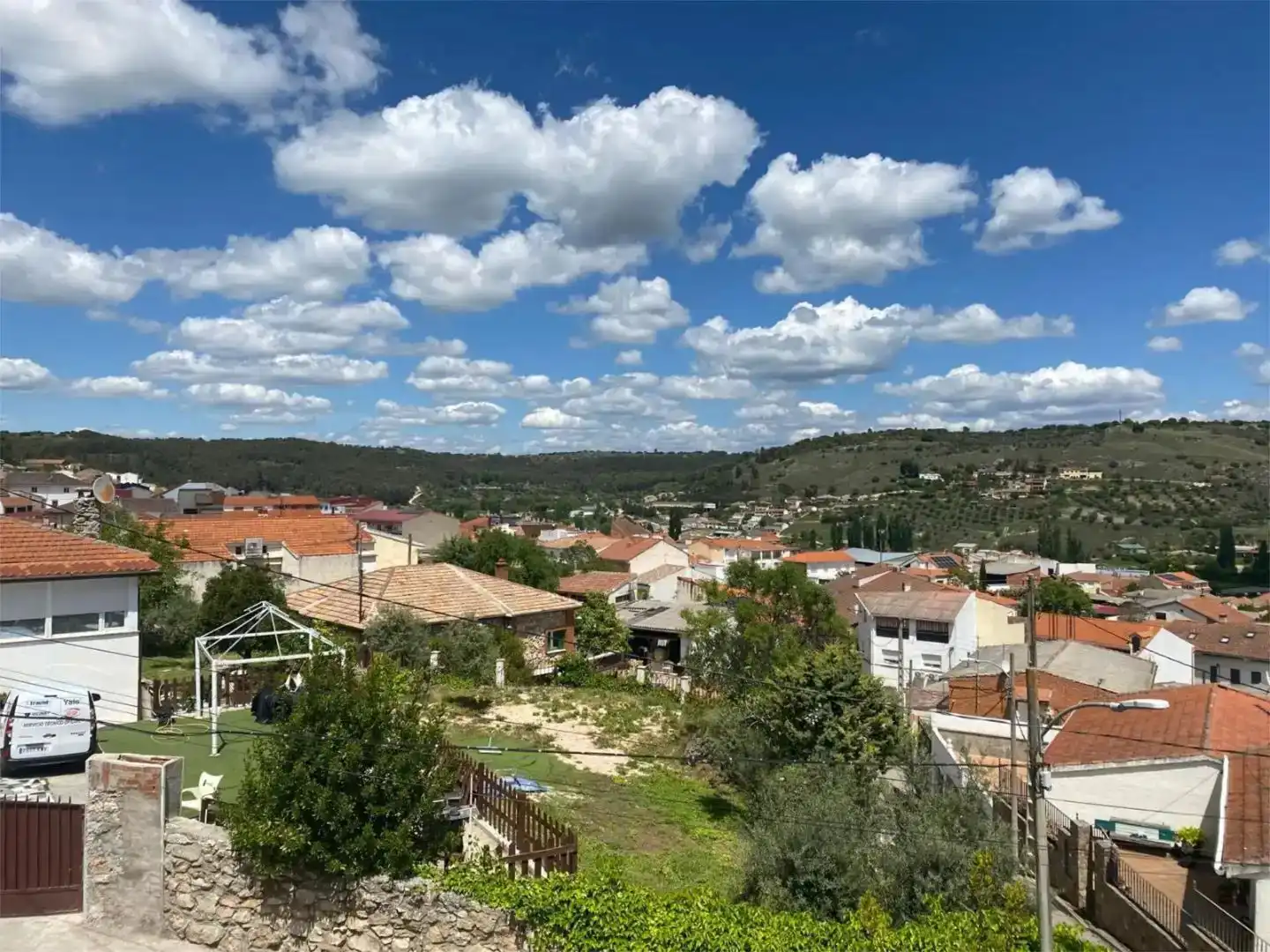 Chalet con jardín en venta en Calle ALmendro 25, imagen 5