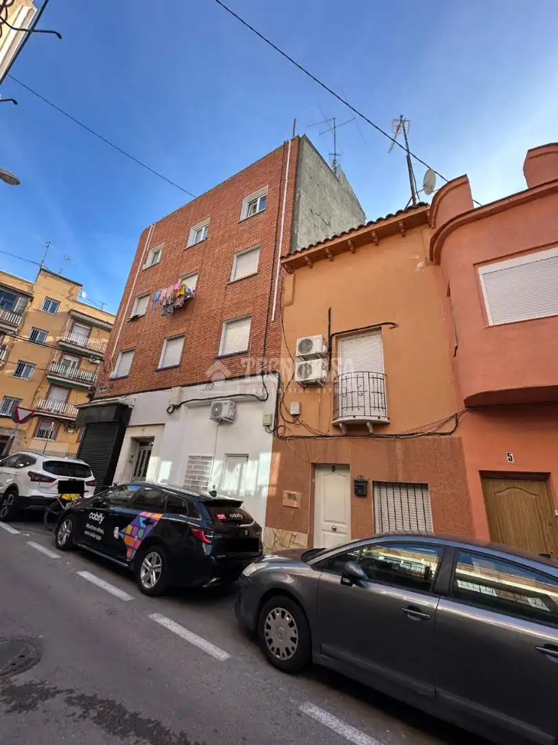 Vista exterior de Piso en venta en Madrid
