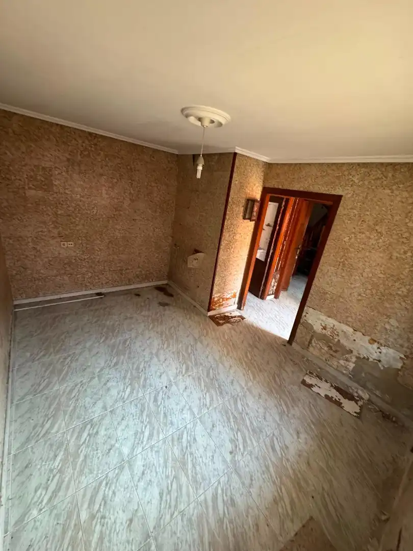 Casa adosada en venta en San Martín del Rey Aurelio con Terraza