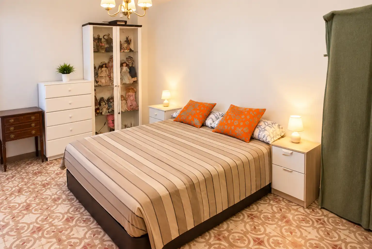 Casa con balcón en venta en Calle Orgaz 15, imagen 6